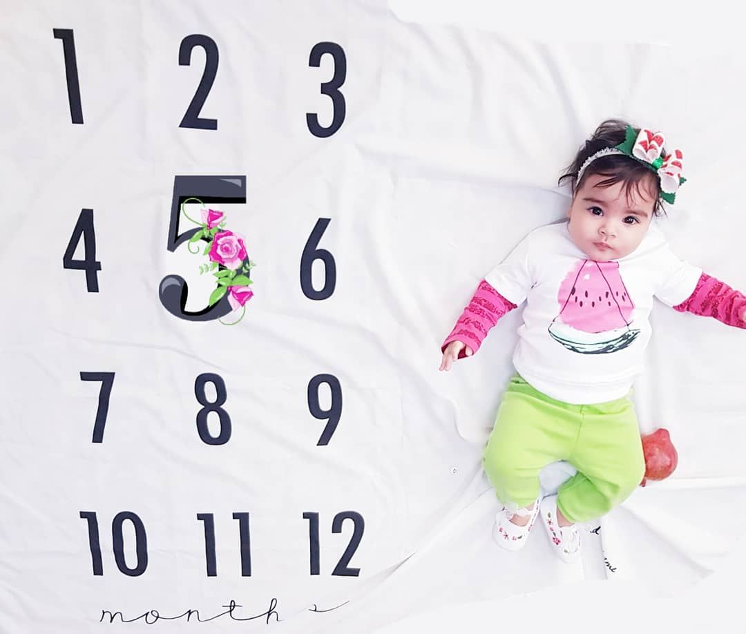 پارچه ماهگرد نوزاد طرح کلاسیک هیراد پورعسگری