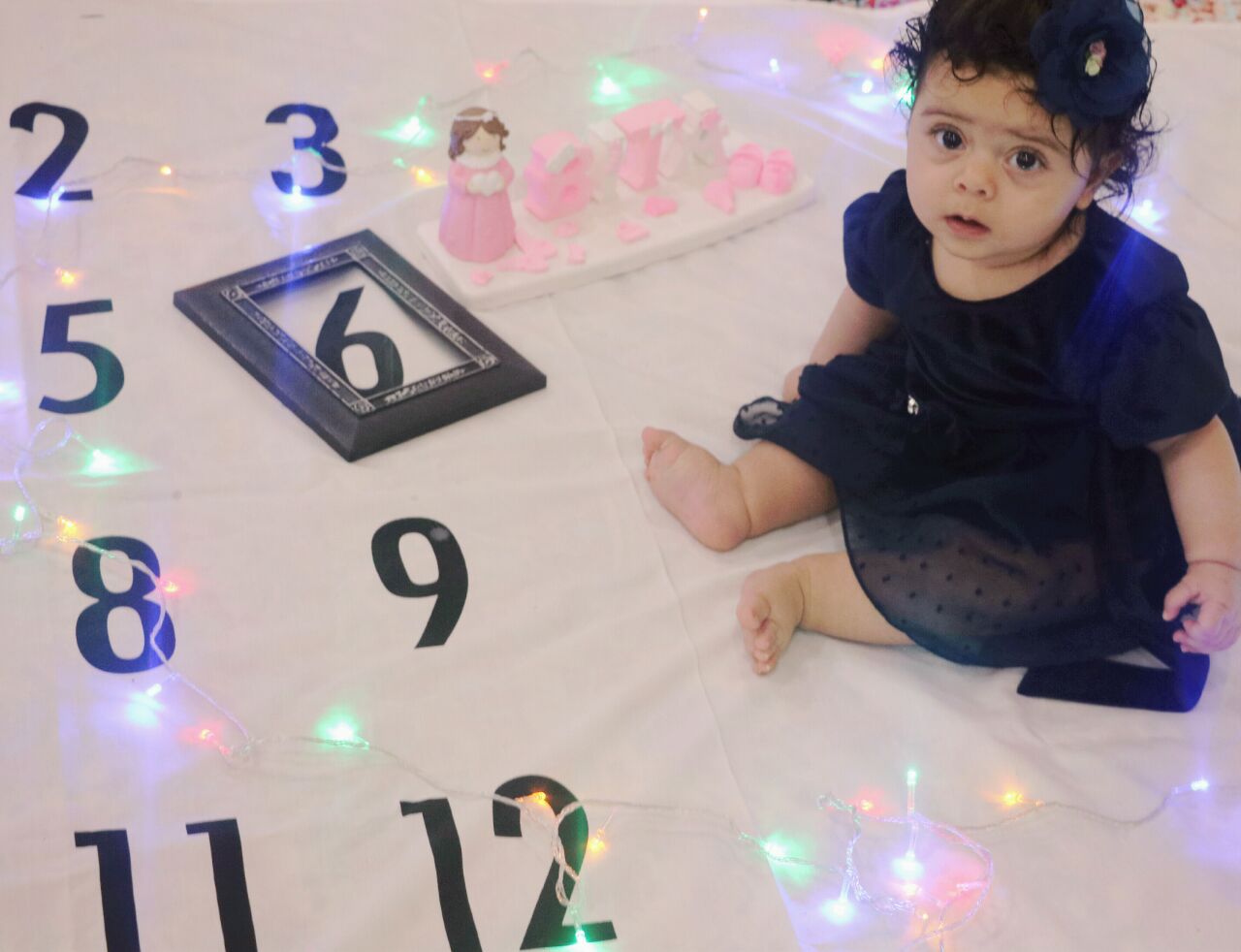 پارچه ماهگرد نوزاد طرح کلاسیک هیراد پورعسگری