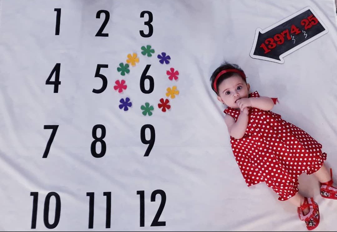 پارچه ماهگرد نوزاد طرح کلاسیک هیراد پورعسگری