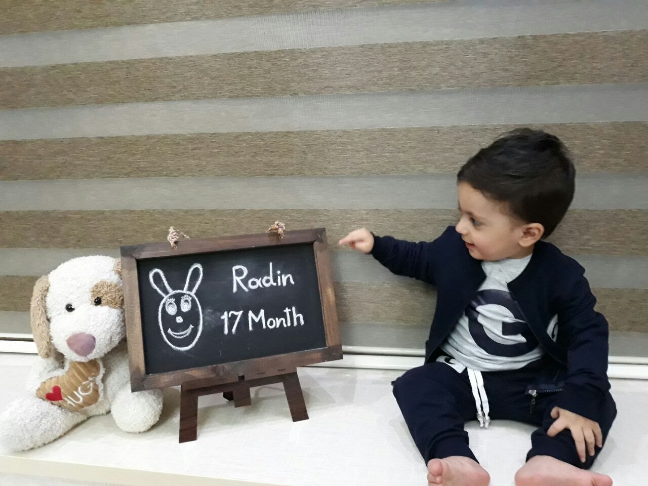 هفده ماهگی کودک هیراد پورعسگری