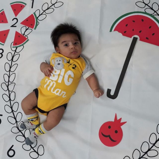 دو ماهگی نوزاد هیراد پورعسگری