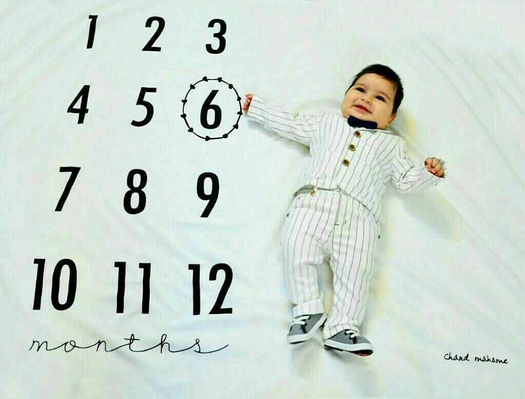 پارچه ماهگرد نوزاد طرح کلاسیک هیراد پورعسگری