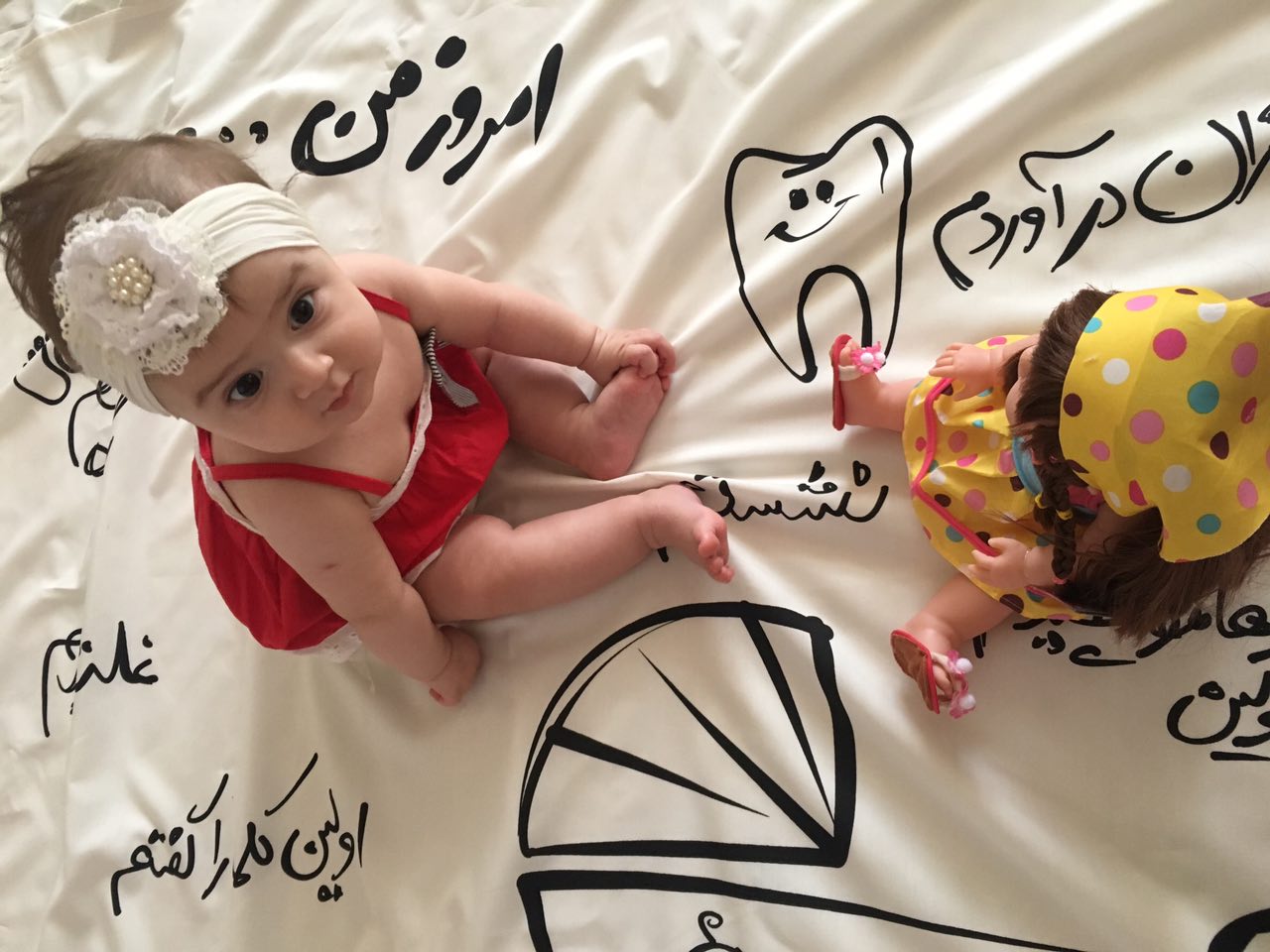 اولین نشستن نوزاد هیراد پورعسگری