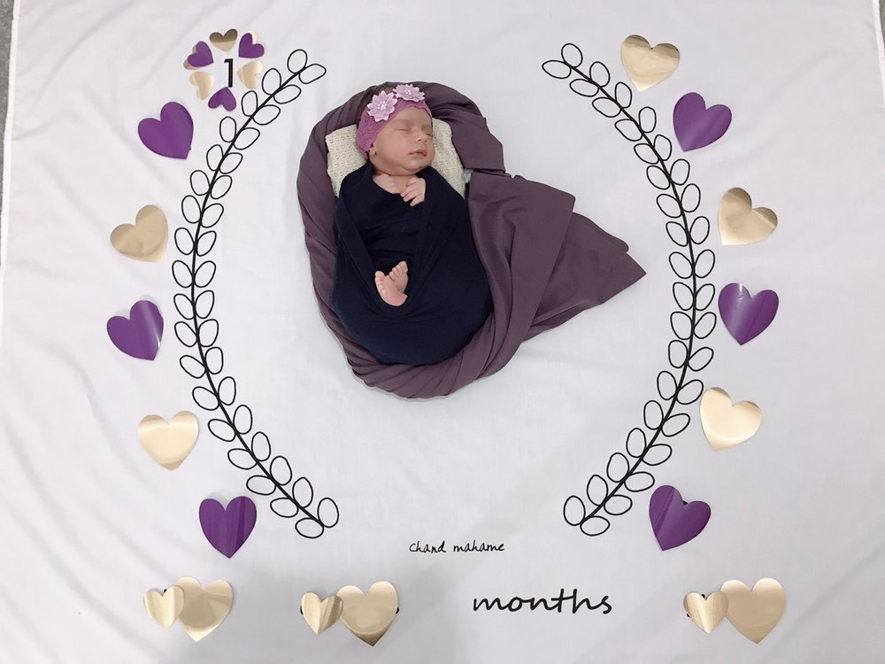 یک ماهگی نوزاد هیراد پورعسگری