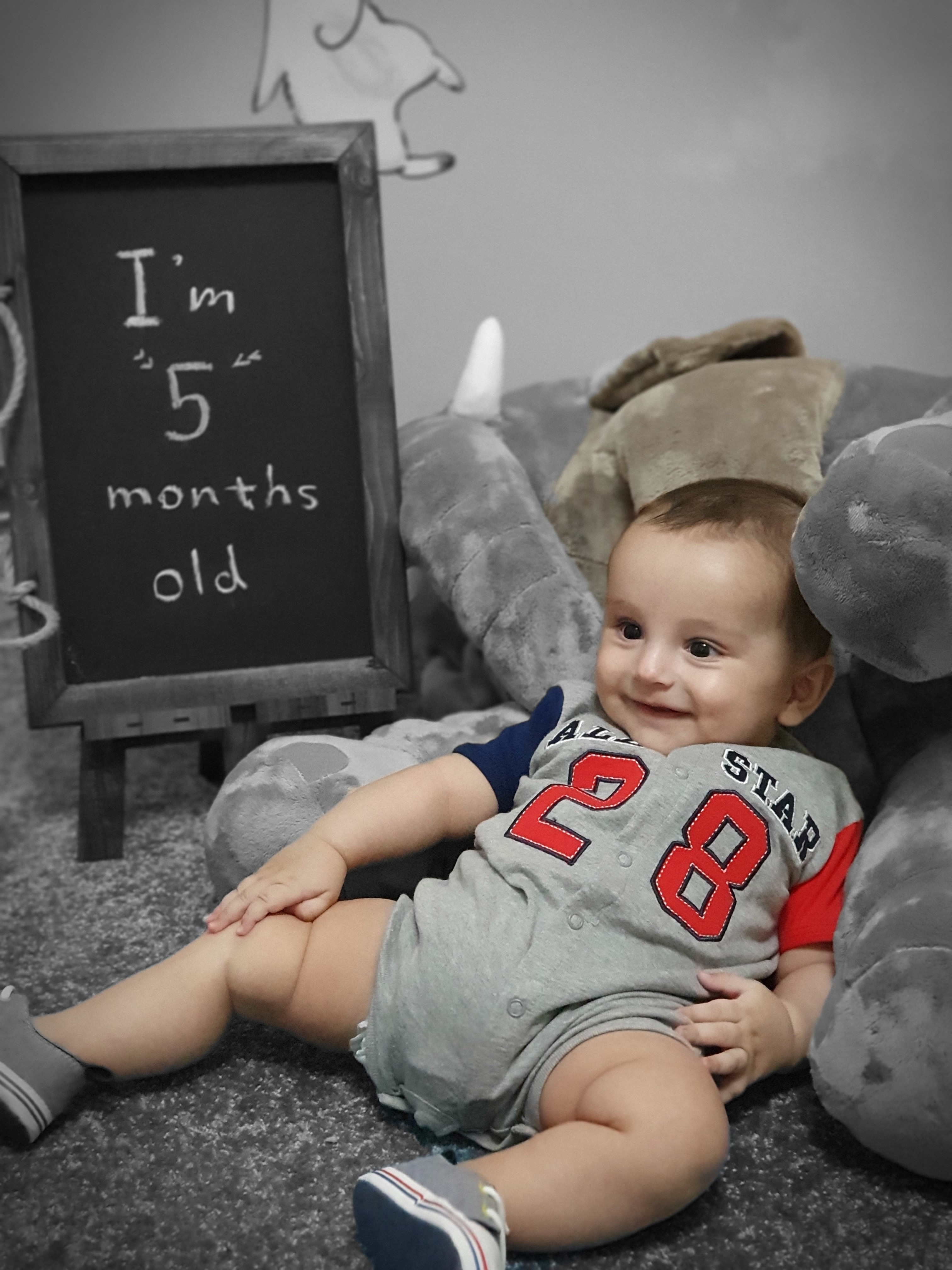 عکس نوزاد پسر مهدیار مرادی