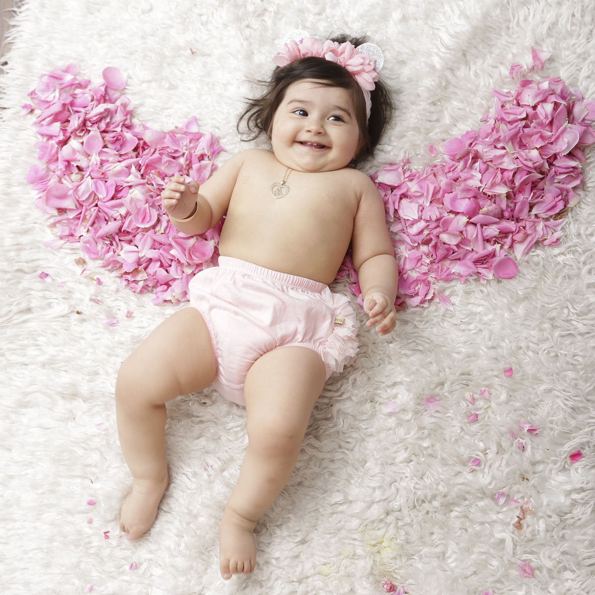 یازده ماهگی نوزاد دلنیا فیروزیان