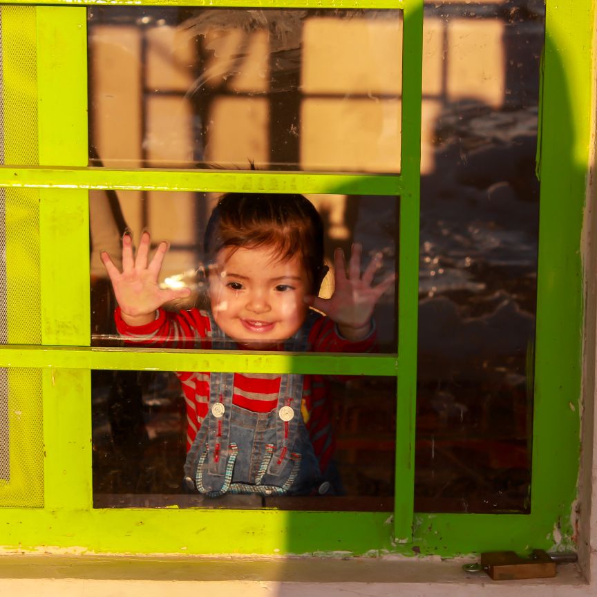 تم عکس زمستانی نوزاد گلشا معرفت