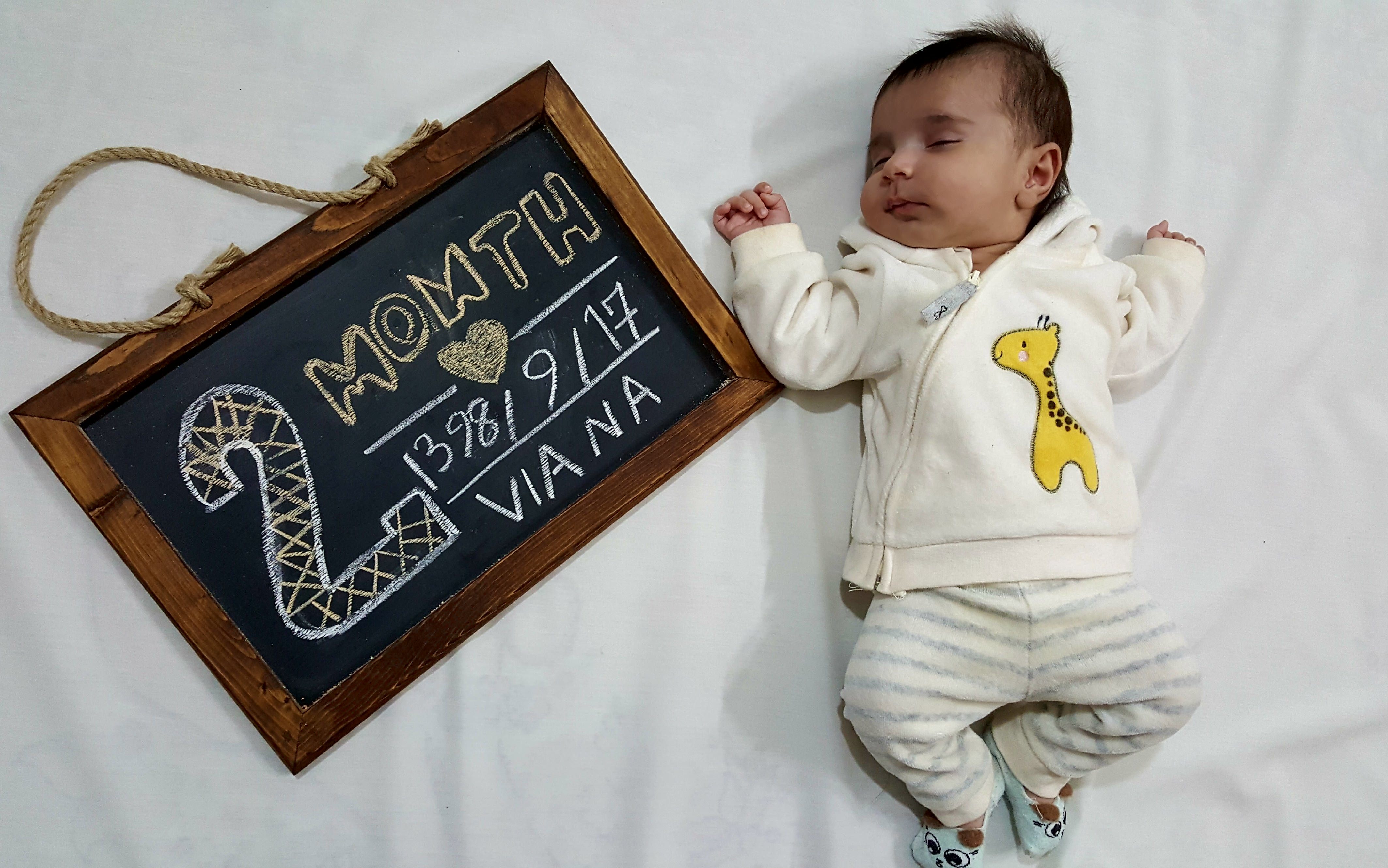 اولین خنده نوزاد ویانا هداوند سوری