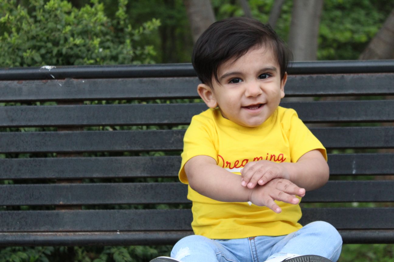 پانزده ماهگی کودک رادین و آیلین اسکندرزاده