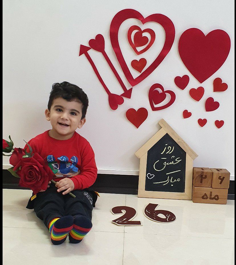 جشن ولنتاین کودک رادین و آیلین اسکندرزاده