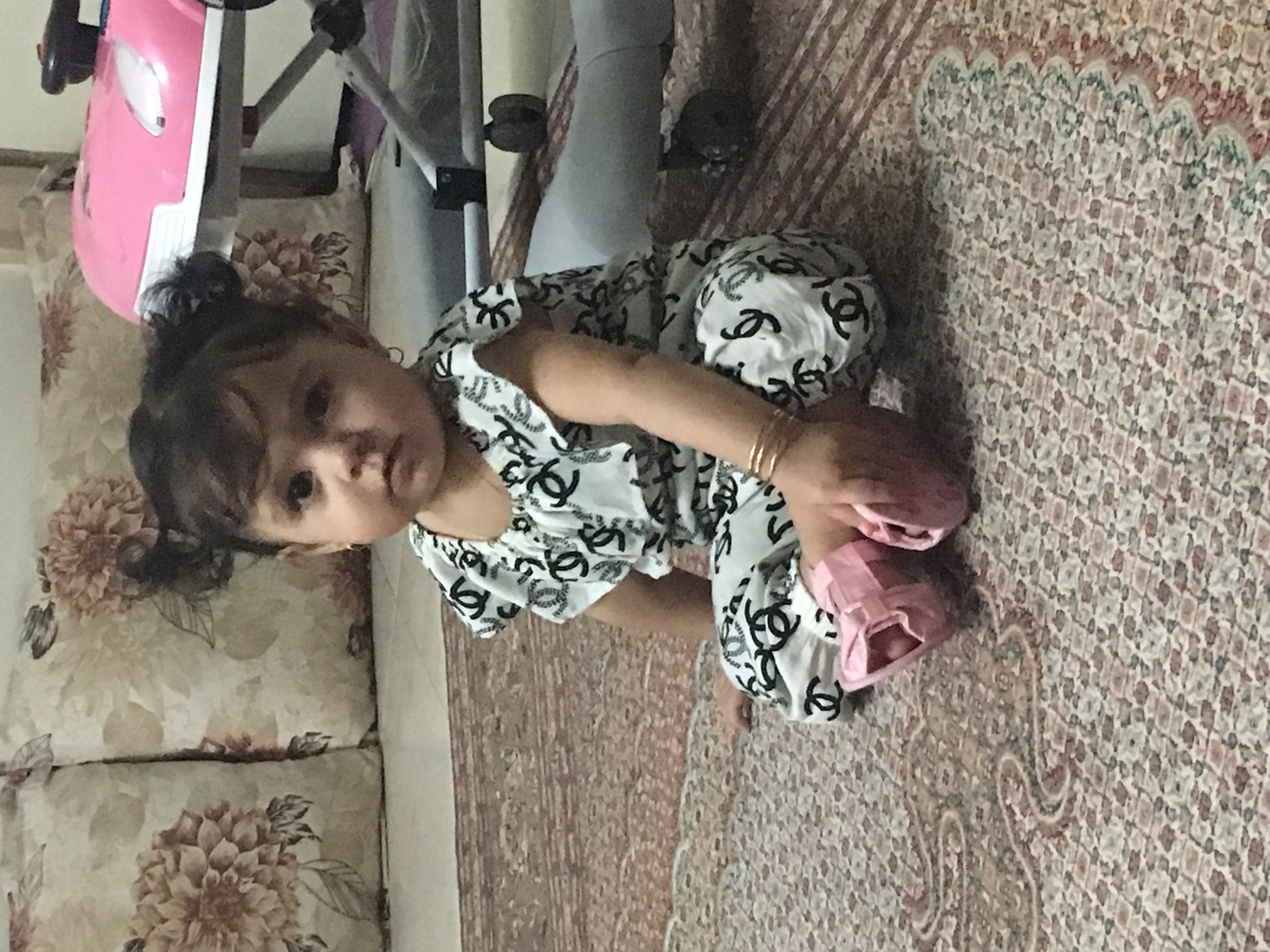 تم عکس زمستانی نوزاد شهرزاد نجفي غريبدوستي