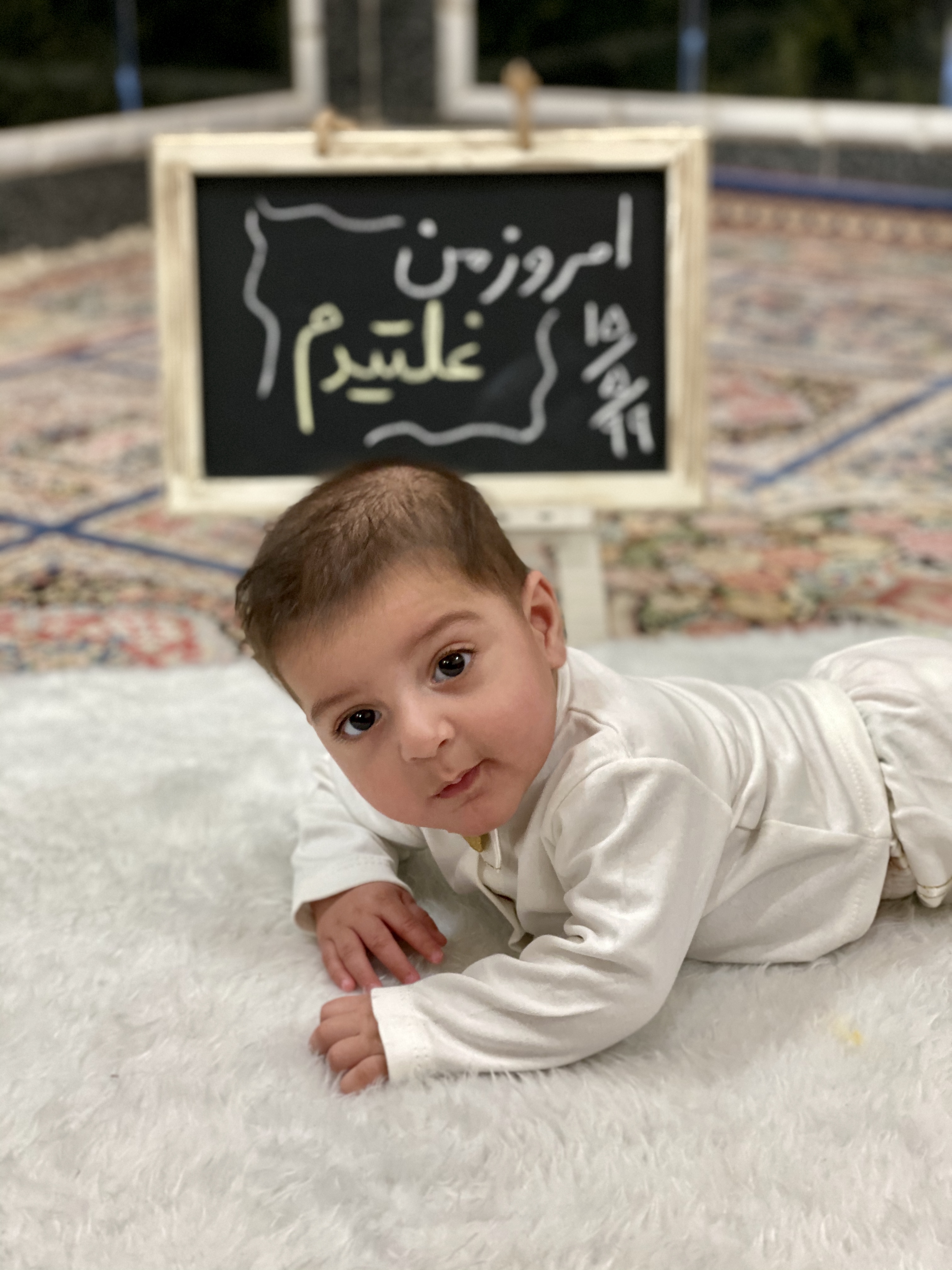 تخته سیاه سفید حميرا لالزاده براهويي