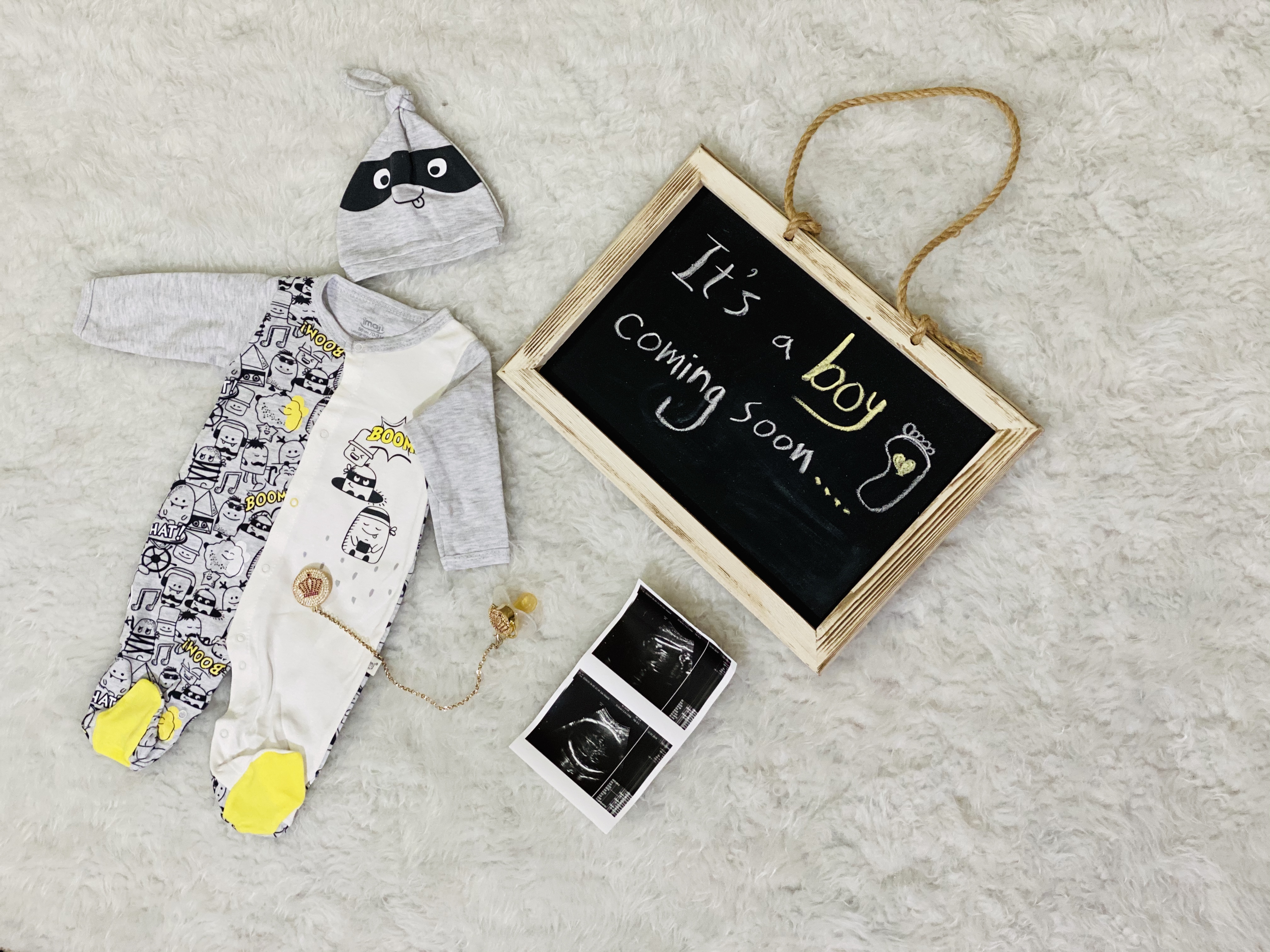 تخته سیاه سفید حميرا لالزاده براهويي