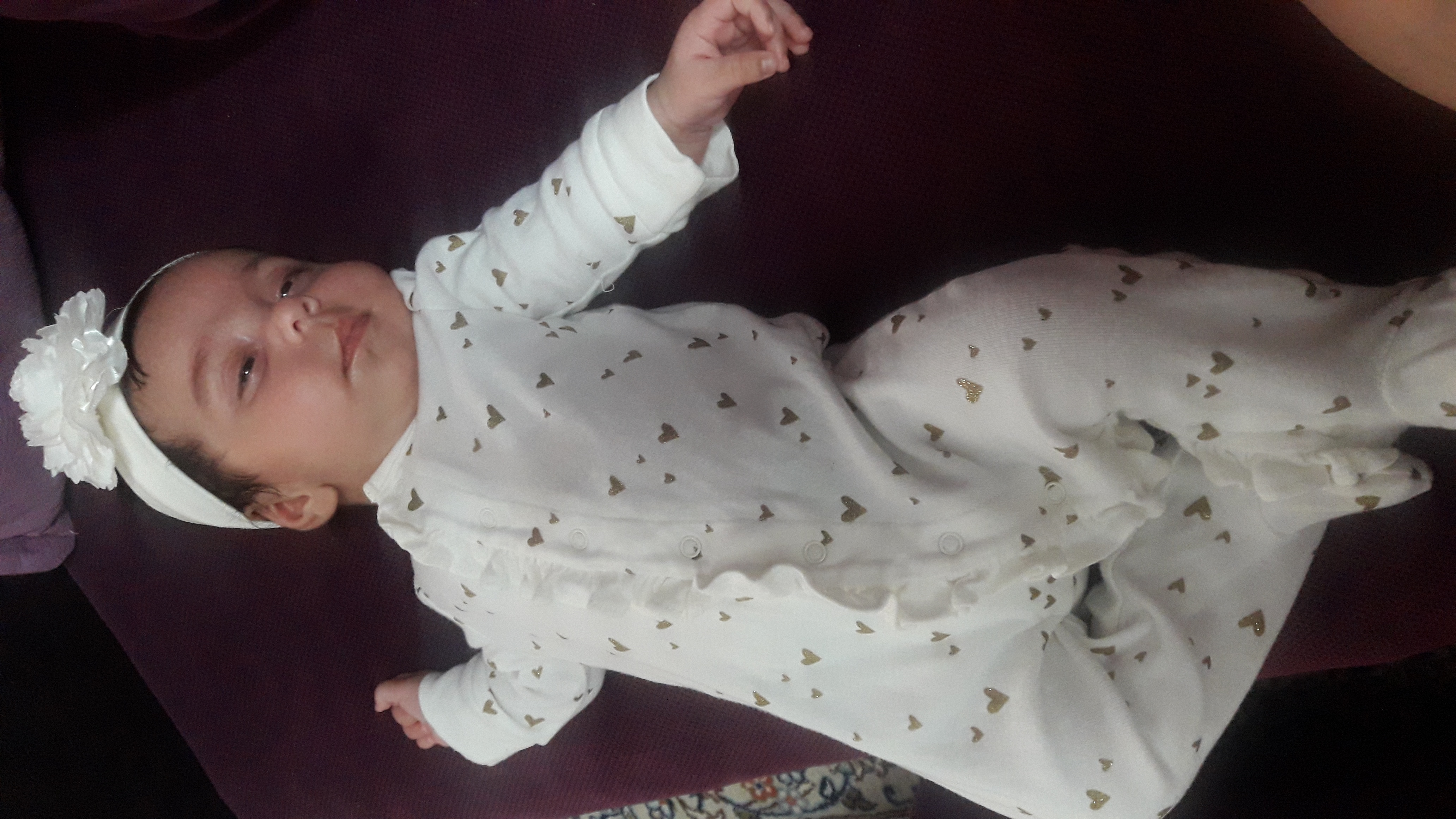 تم عکس زمستانی نوزاد باران باقری پژو