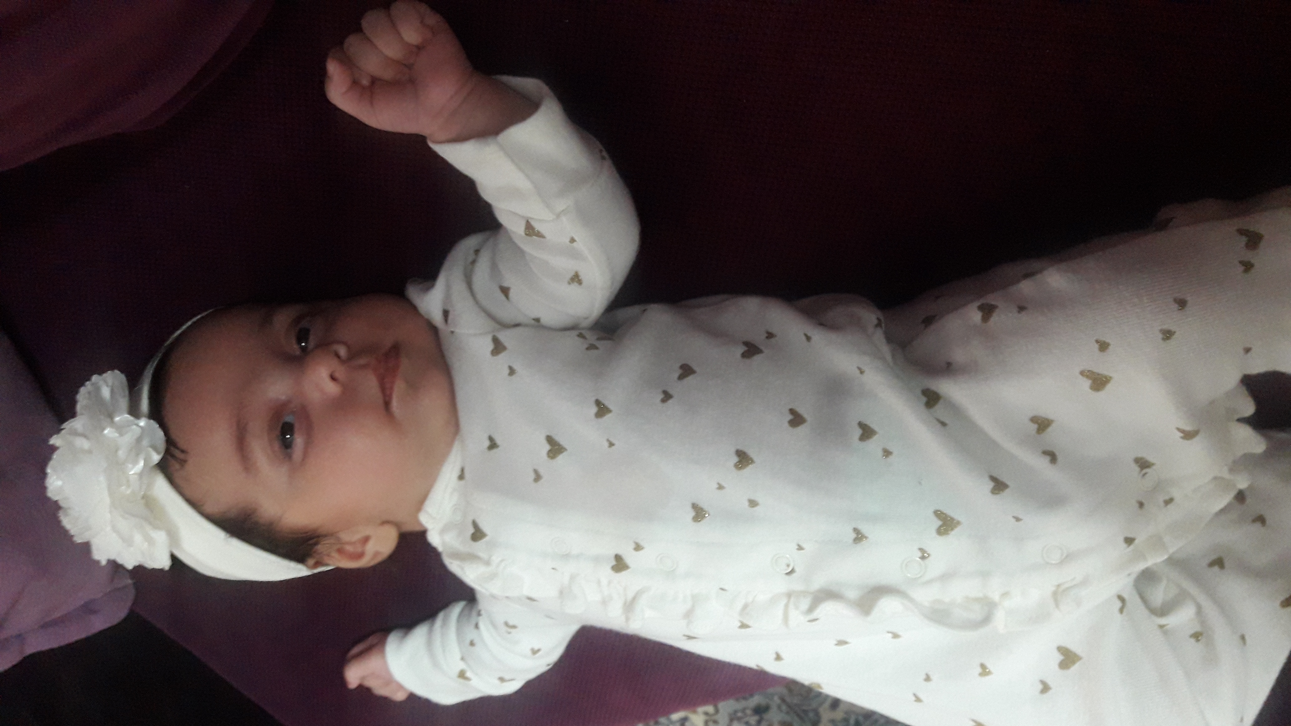 تم عکس زمستانی نوزاد باران باقری پژو