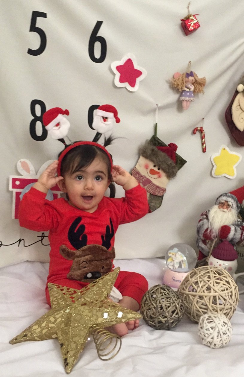 تم عکس زمستانی نوزاد روشا ملاجعفر