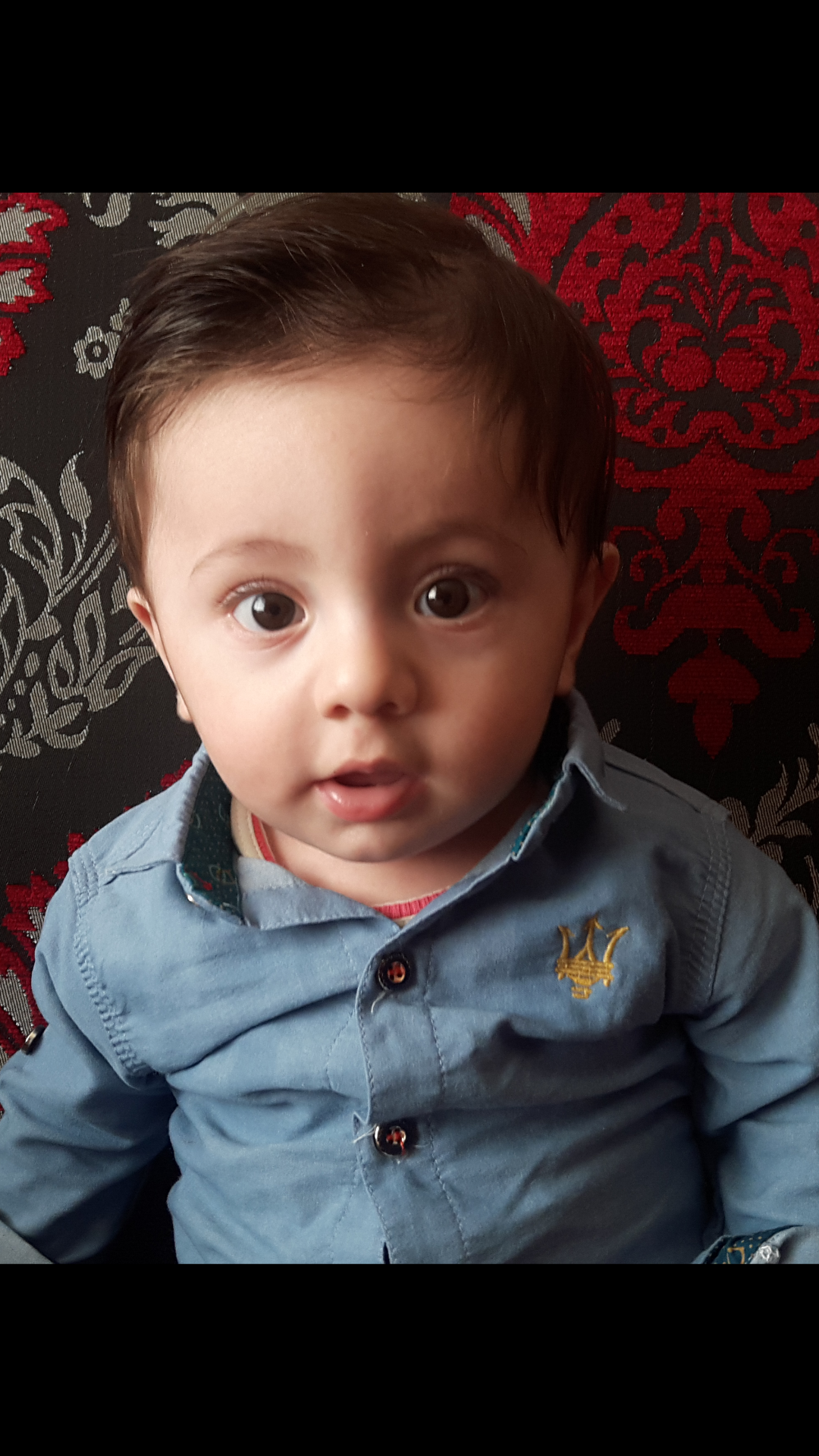 ایستادن نوزاد سایا و سایمان عبدی