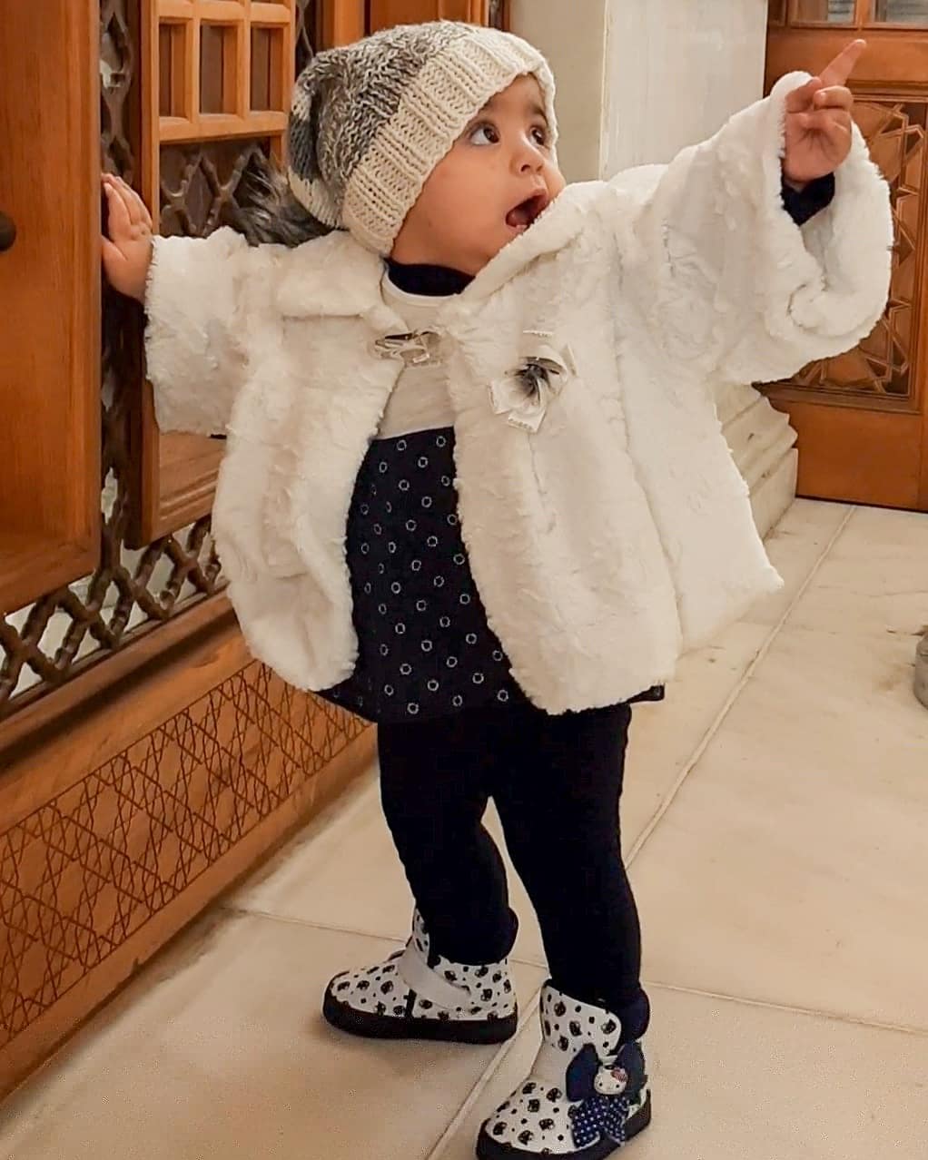 راه رفتن نوزاد آوا پیرنیا