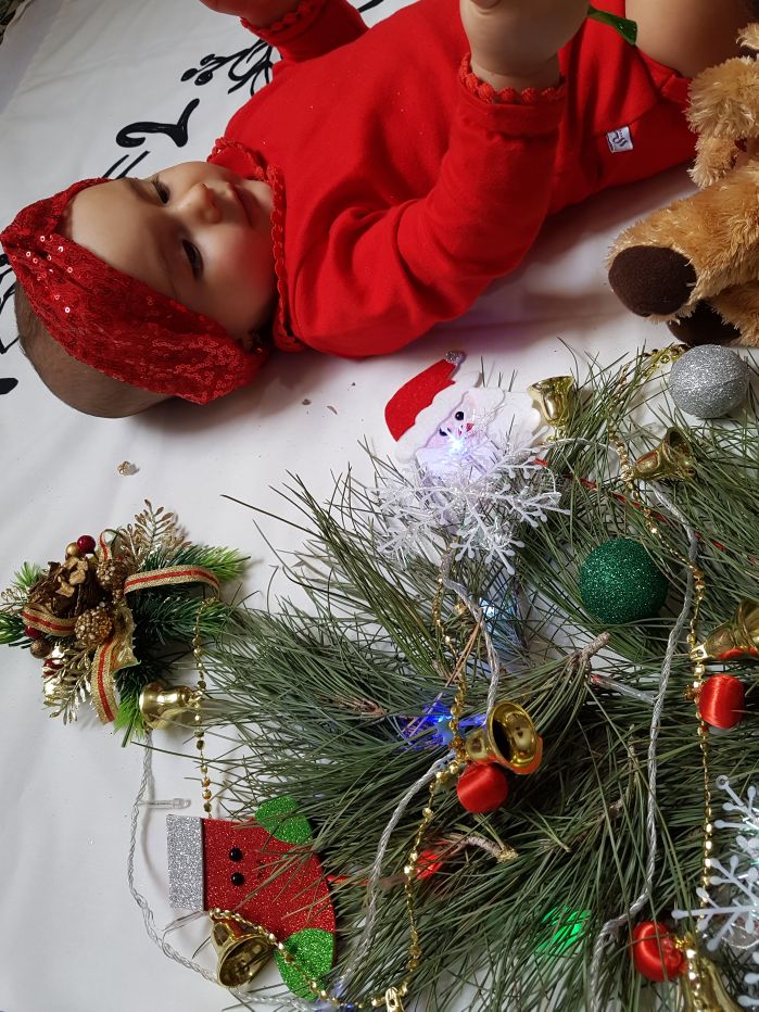 جشن کریسمس کودک همتا قیاسوند