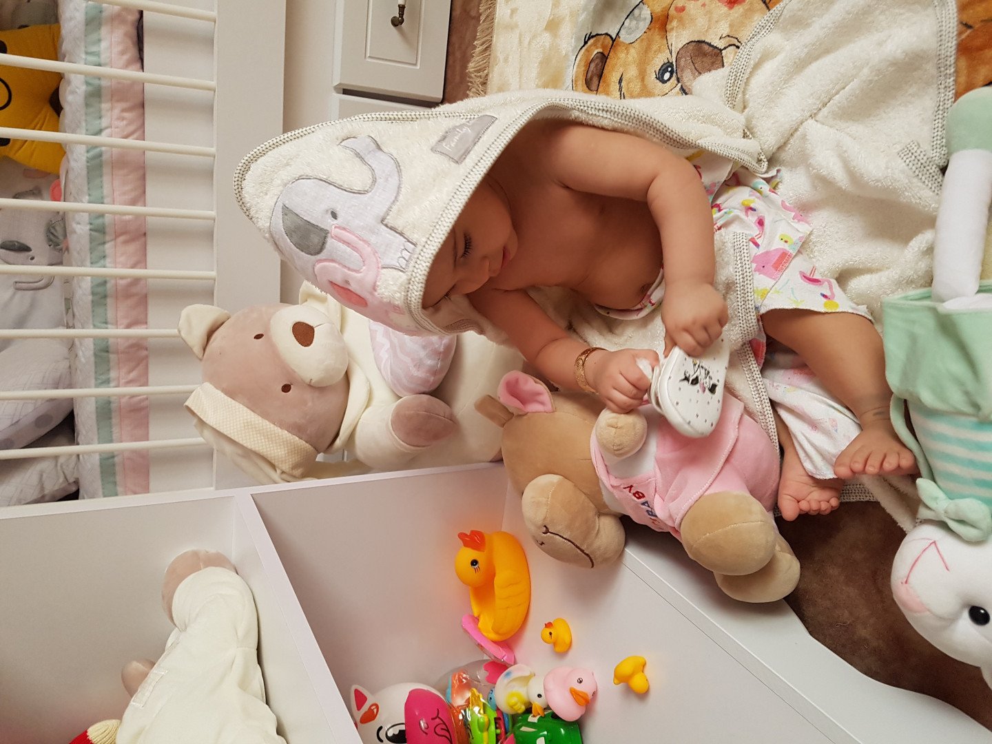 یازده ماهگی نوزاد همتا قیاسوند