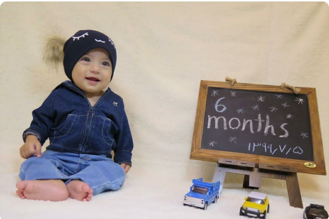 اولین نشستن نوزاد صادق شفیعی