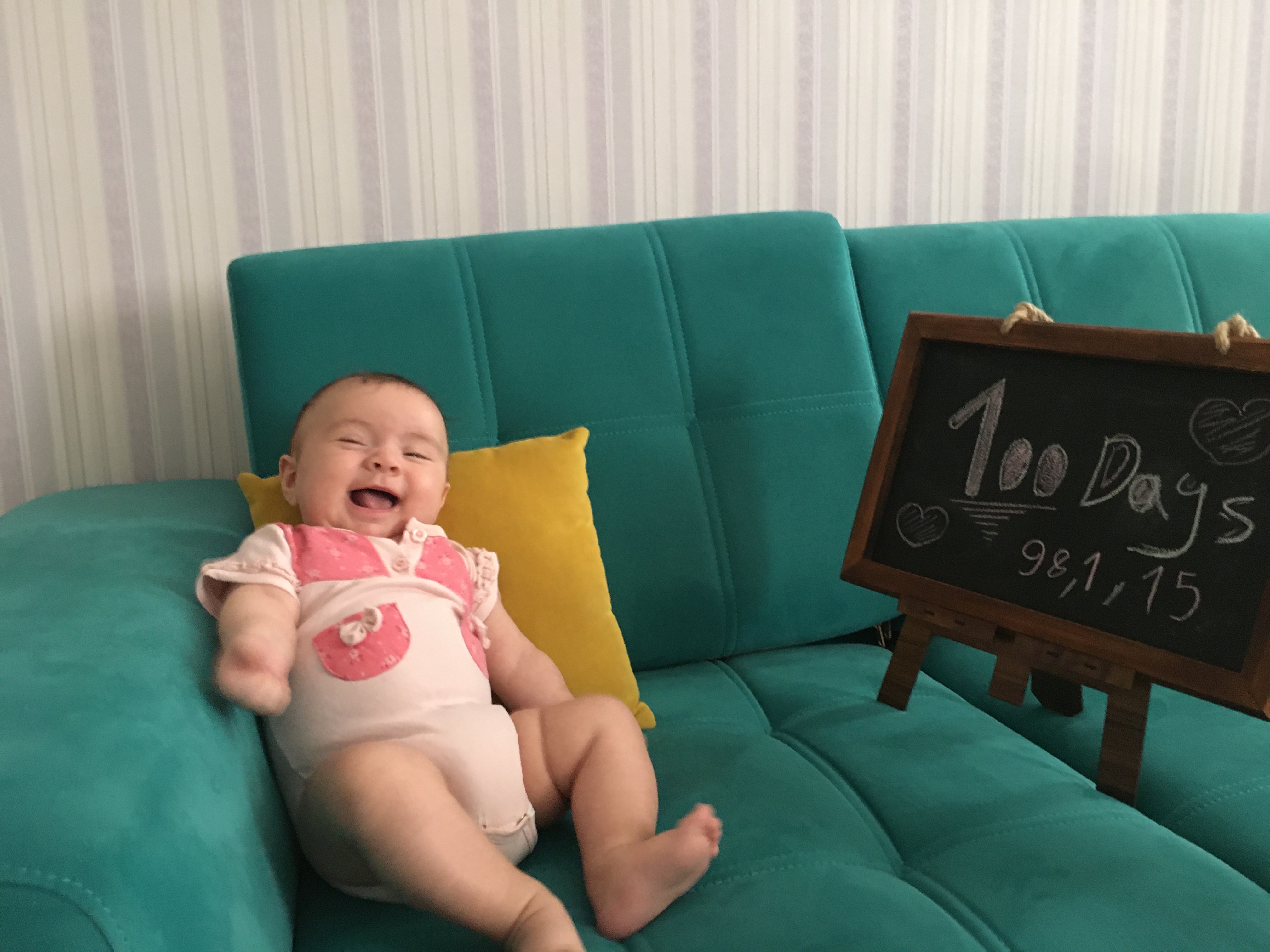 عکس نوزاد پسر حلما رحمانی پاکدل