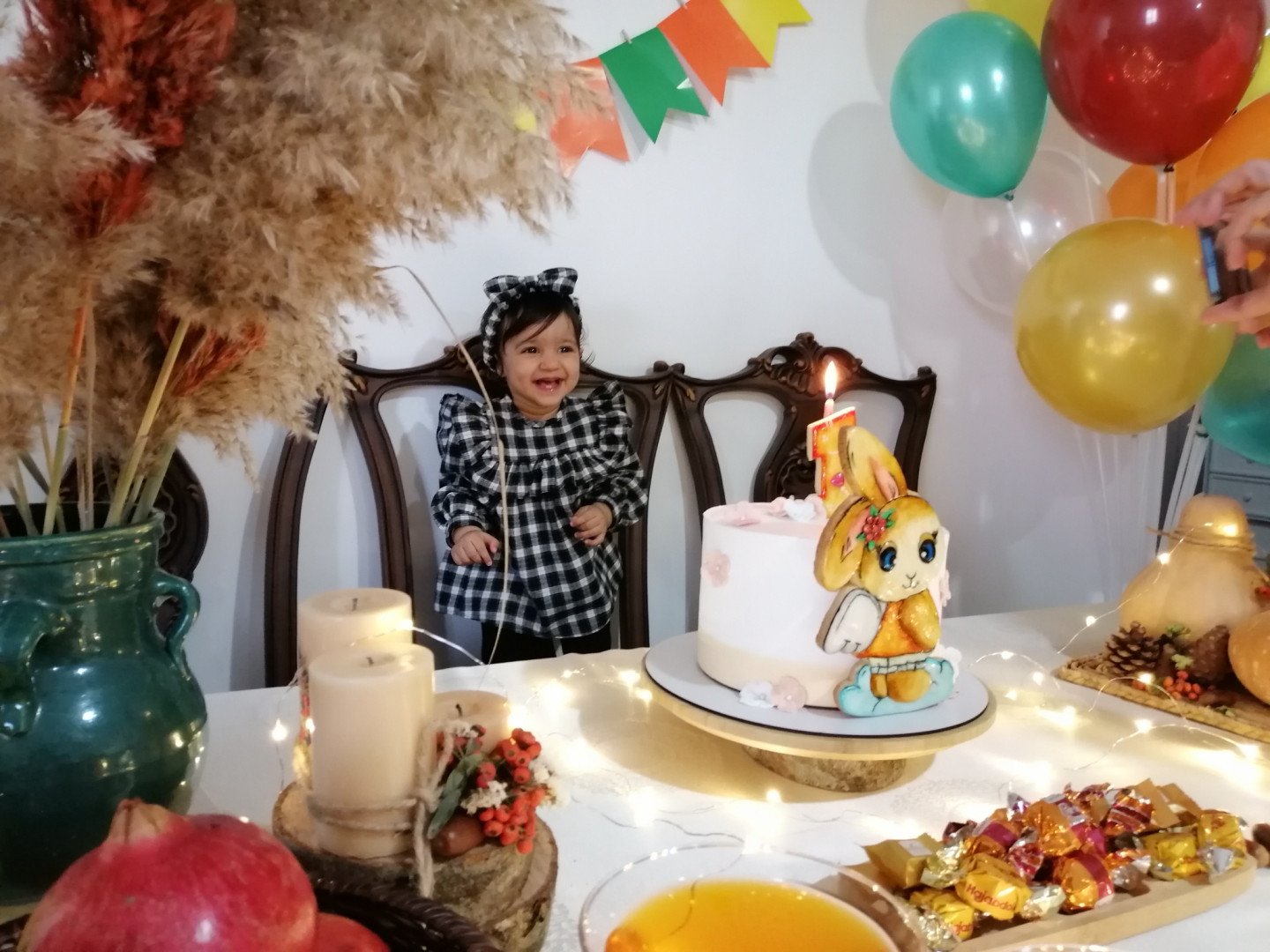 تم عکس پاییزی نوزاد نگارا كرمي