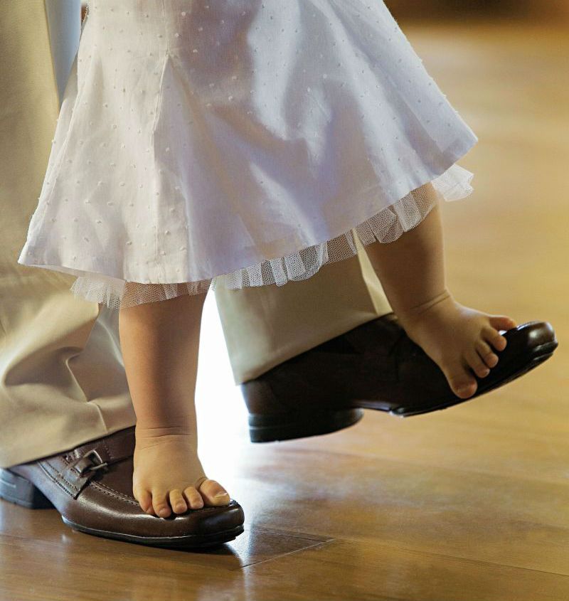 عکس نوزاد با پدر مامان فندق