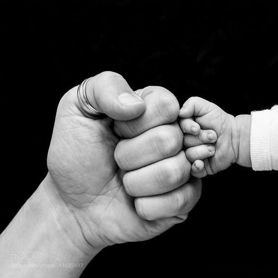 عکس نوزاد با پدر مامان فندق