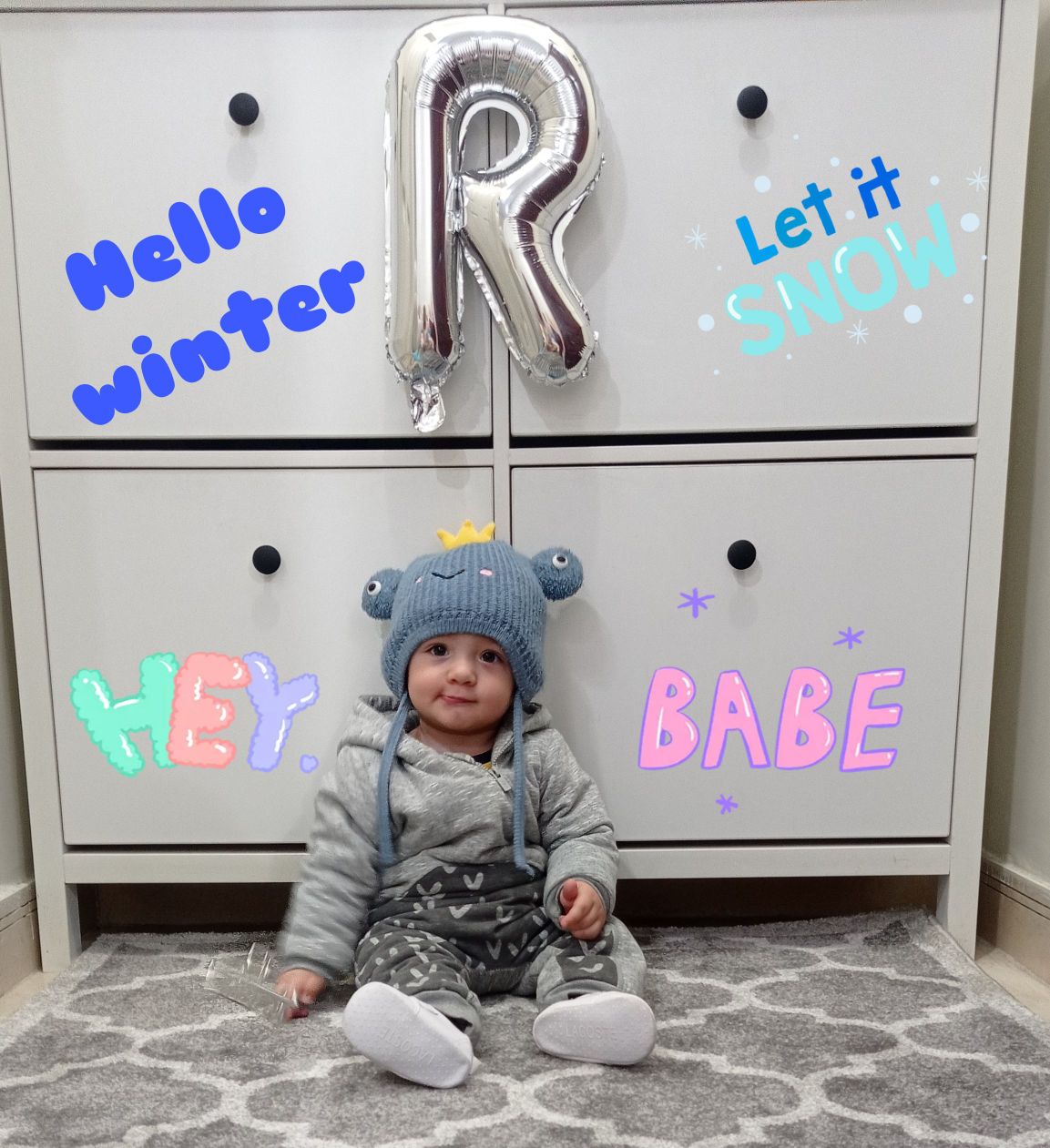 تم عکس زمستانی نوزاد رادین سعادتی