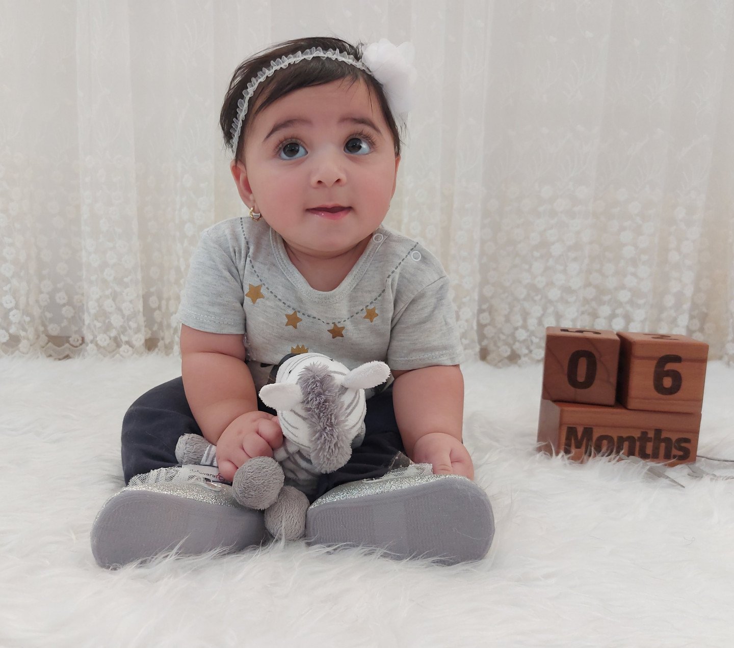 شش ماهگی نوزاد نیلا منجزی