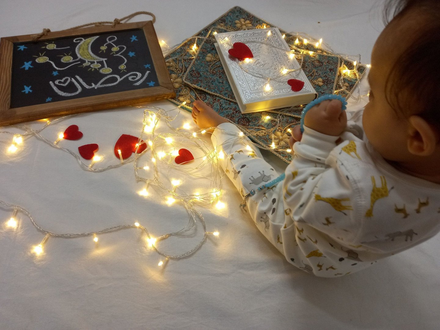 ایستادن نوزاد علیرضا ساده