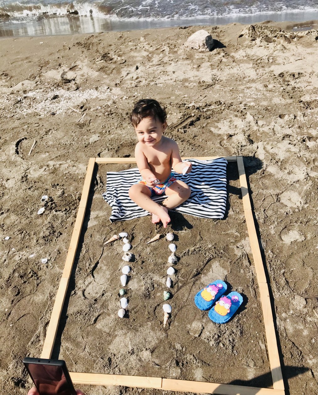 قاب چوبی کلاسیک پندار خردمند