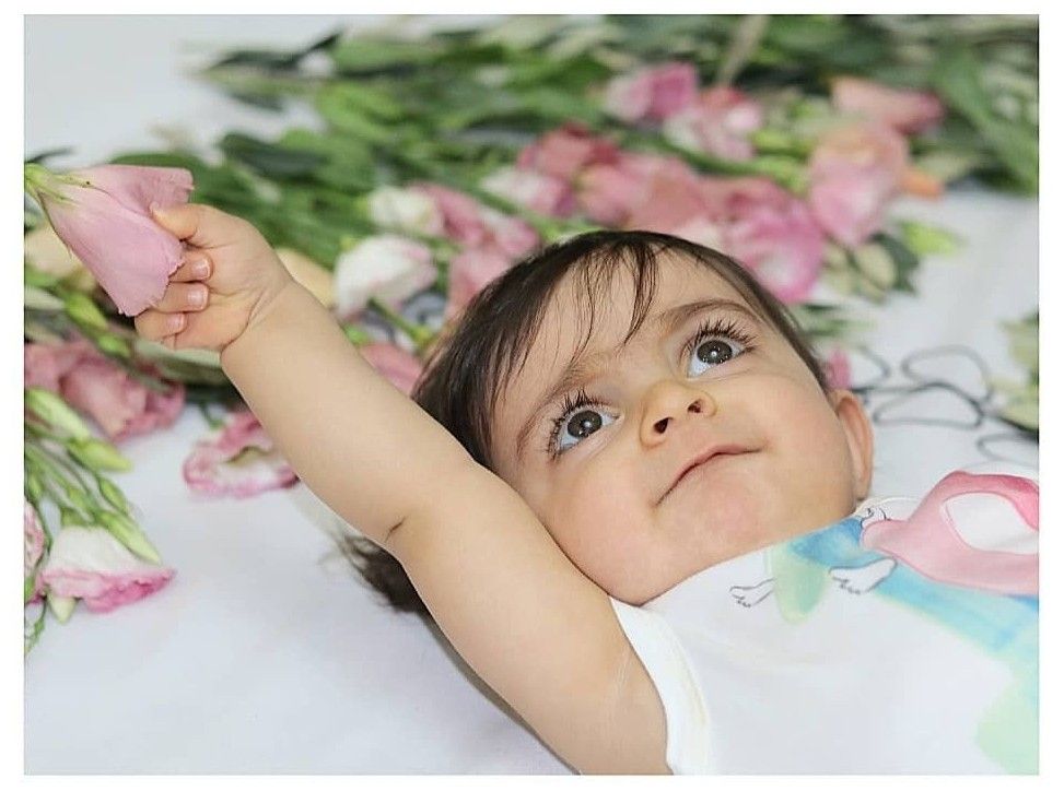 تم عکس بهاری کودک لنیا طاهران پور