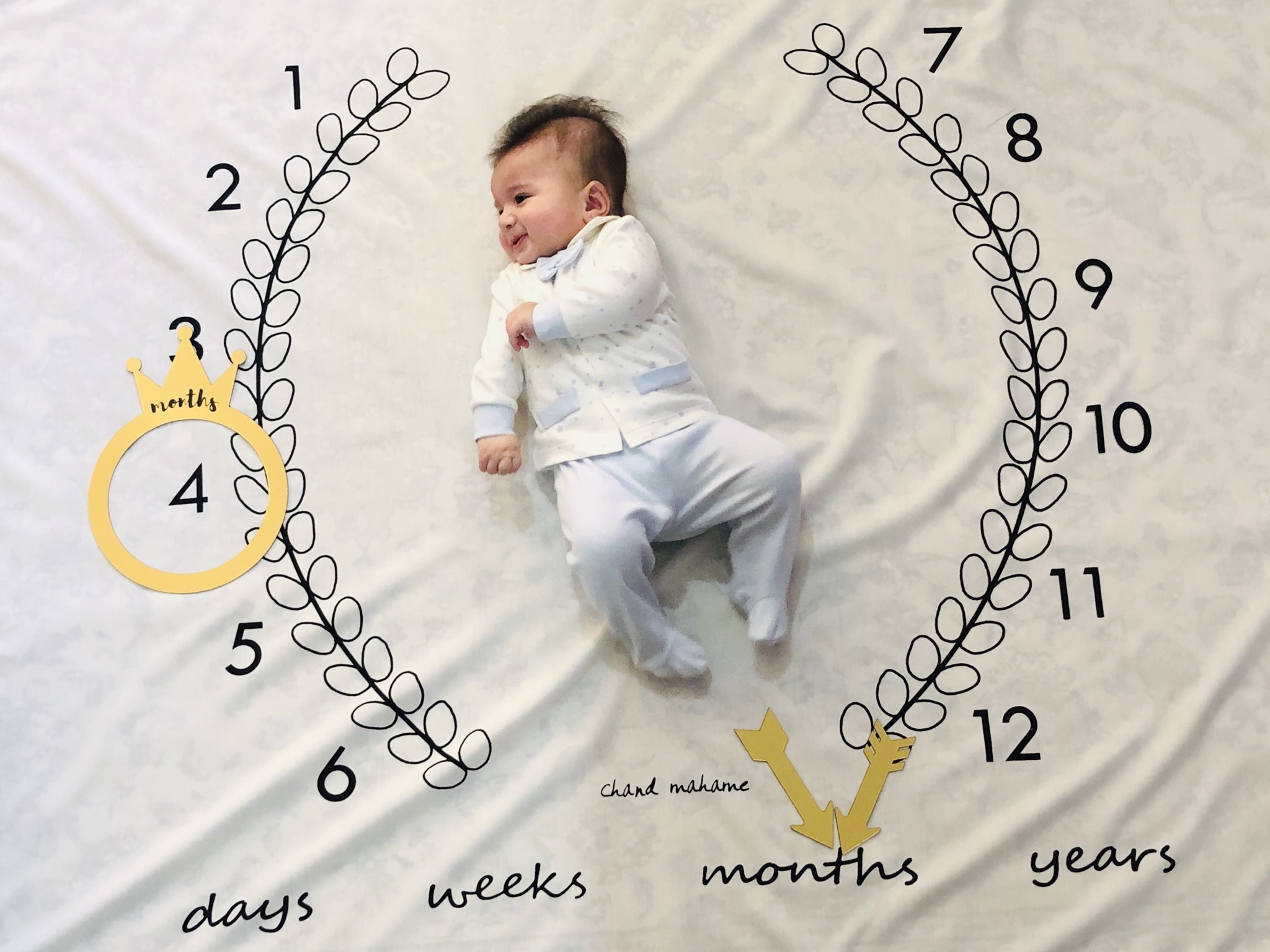 غلتیدن نوزاد آروین جلی