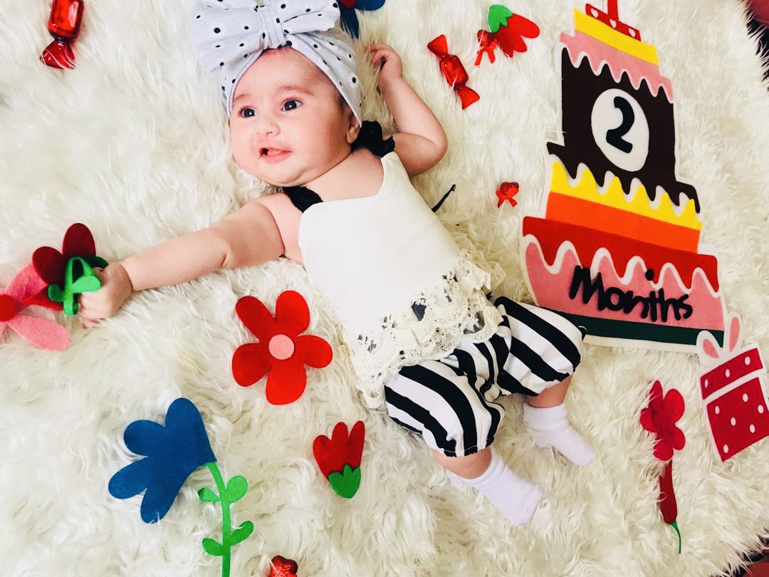 دو ماهگی نوزاد اوینا ورمزیار