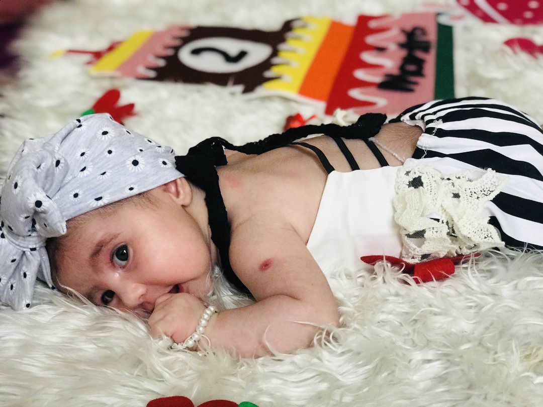 دو ماهگی نوزاد اوینا ورمزیار