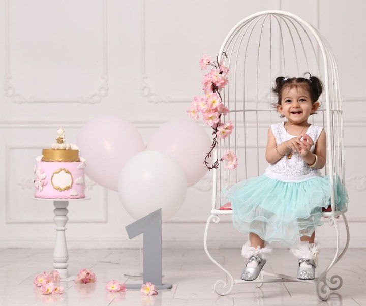 تولد یک سالگی کودک حسنا زارع مجتهدی