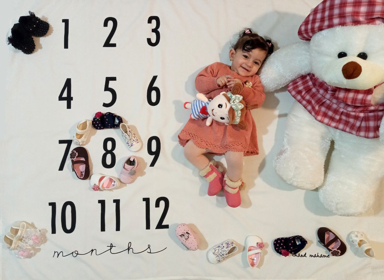 تم عکس زمستانی نوزاد حسنا زارع مجتهدی