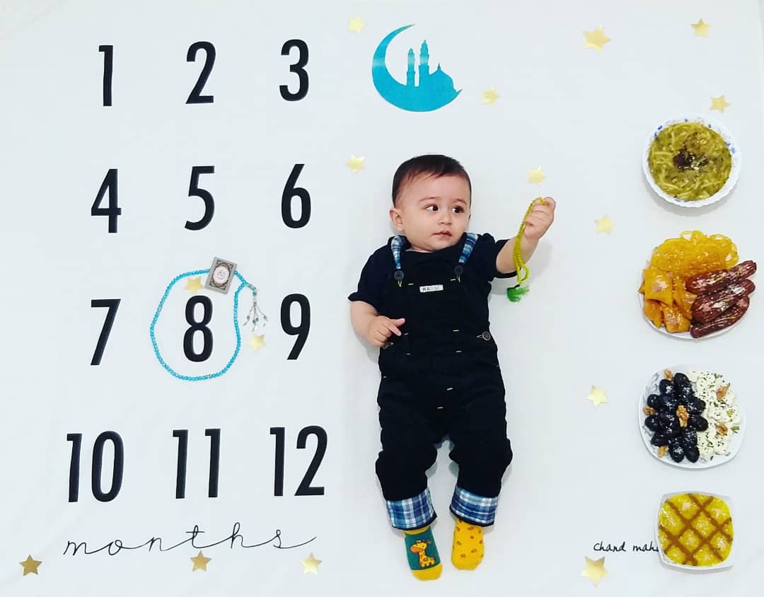 ایستادن نوزاد آریا هاشمی