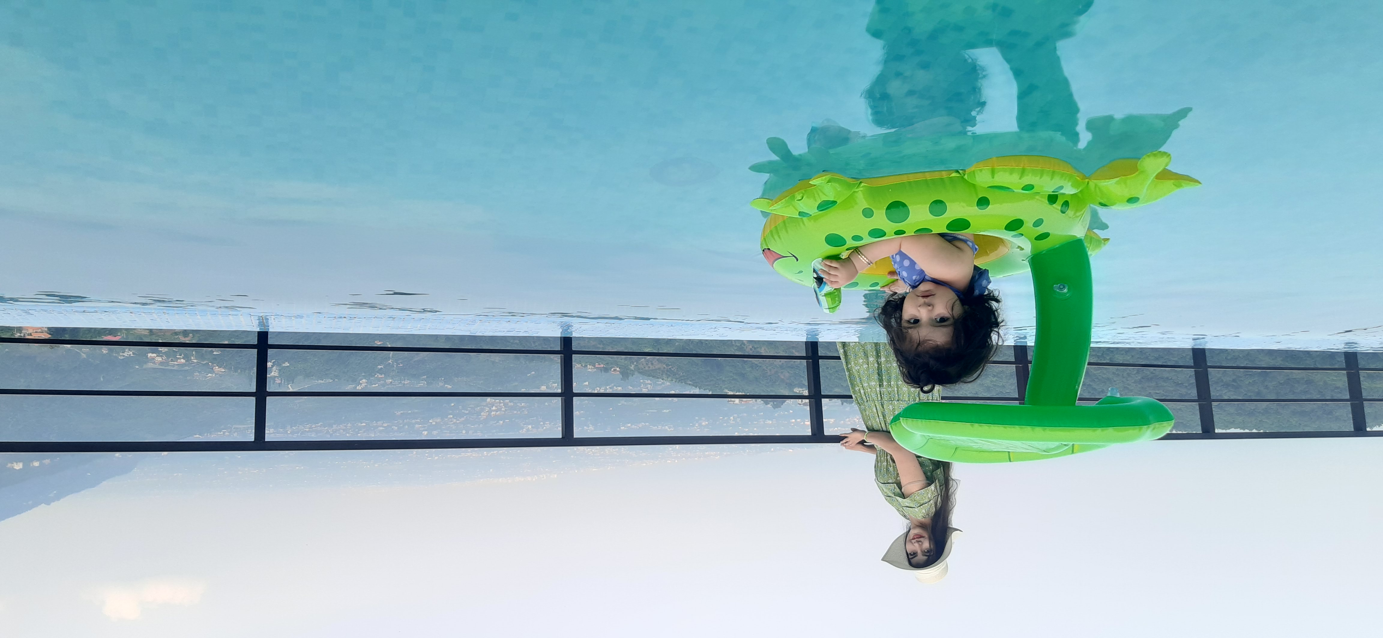 یازده ماهگی نوزاد درین ترکاشوند