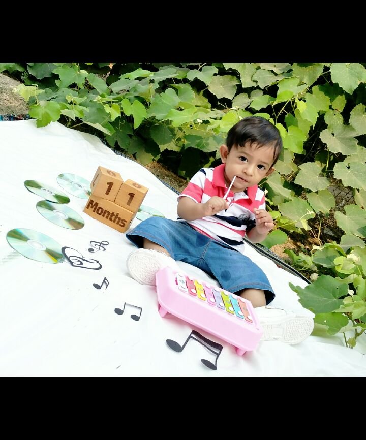 تم عکس تابستانی کودک رایان خوش سیرت