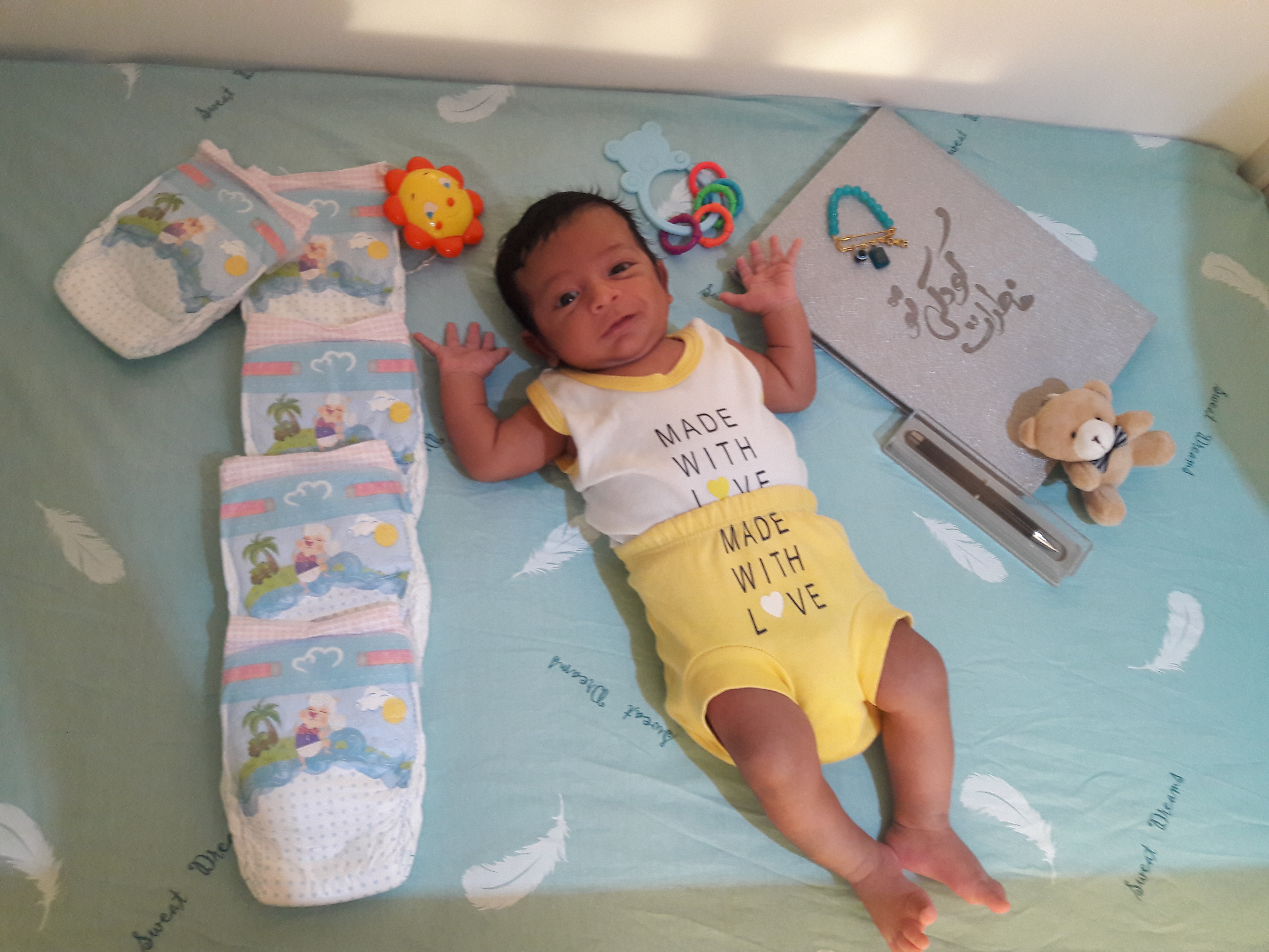 یک ماهگی نوزاد رایان خوش سیرت