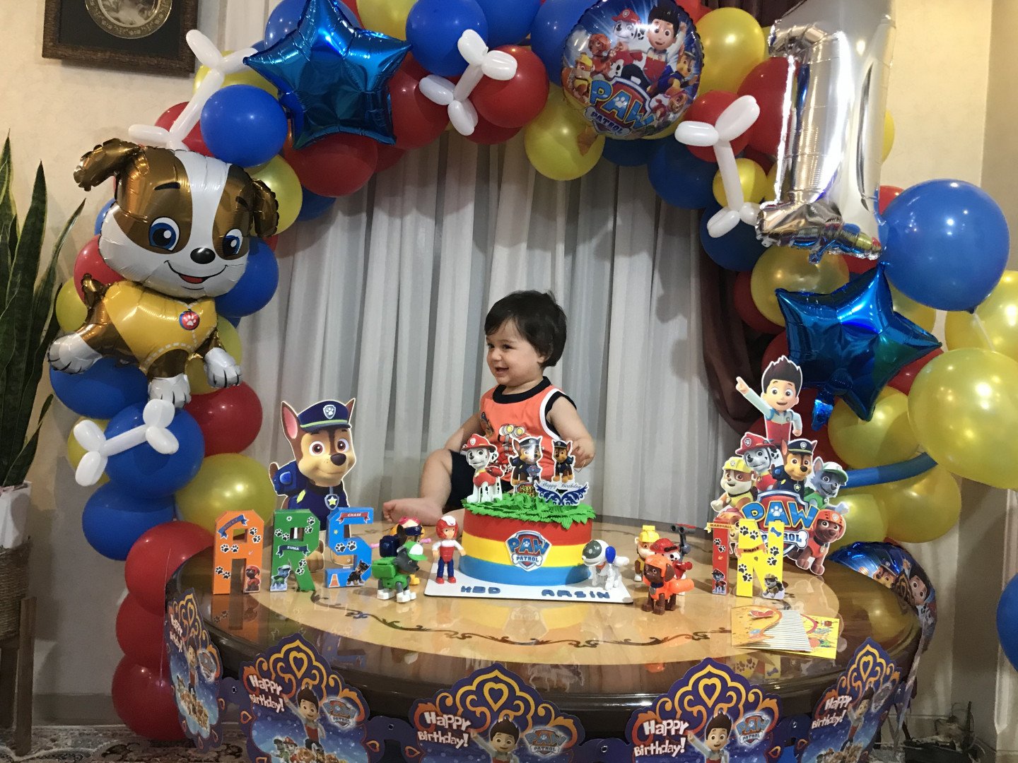 راه رفتن نوزاد آرسين اميرى