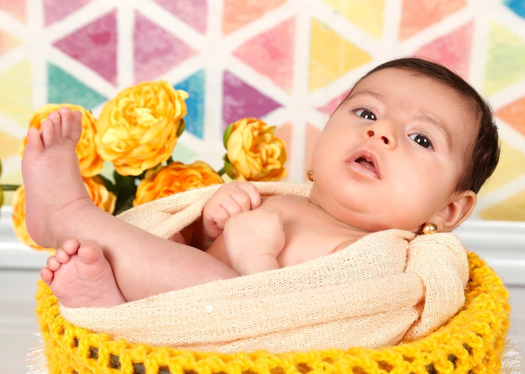 اولین خنده نوزاد مهرسانا دوستی