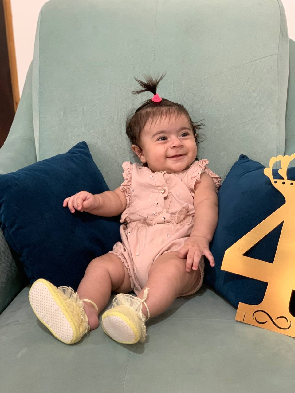 متولد شدن نوزاد شاهین غلامی