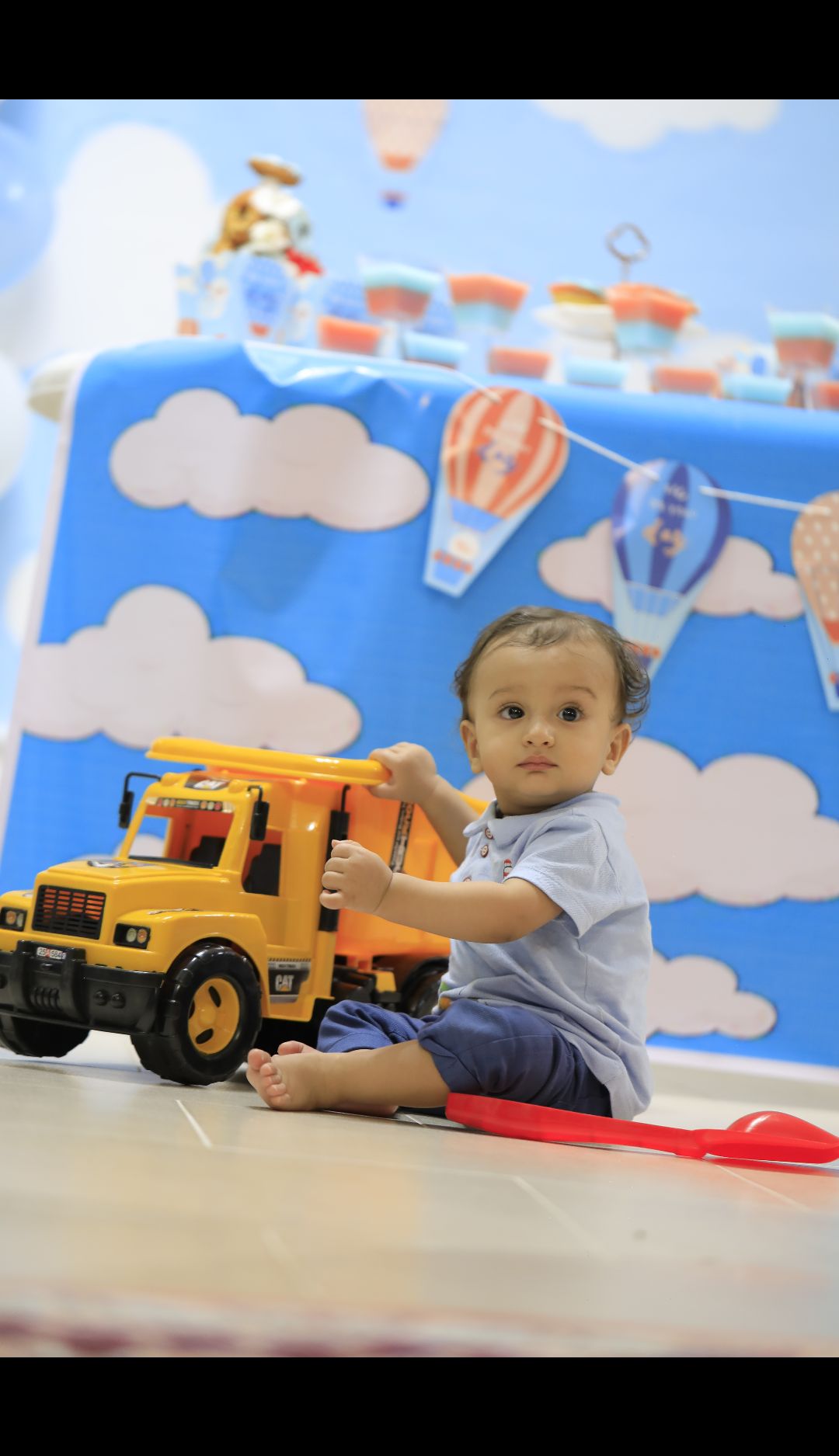 تولد یک سالگی کودک هوراد عباسی جوان