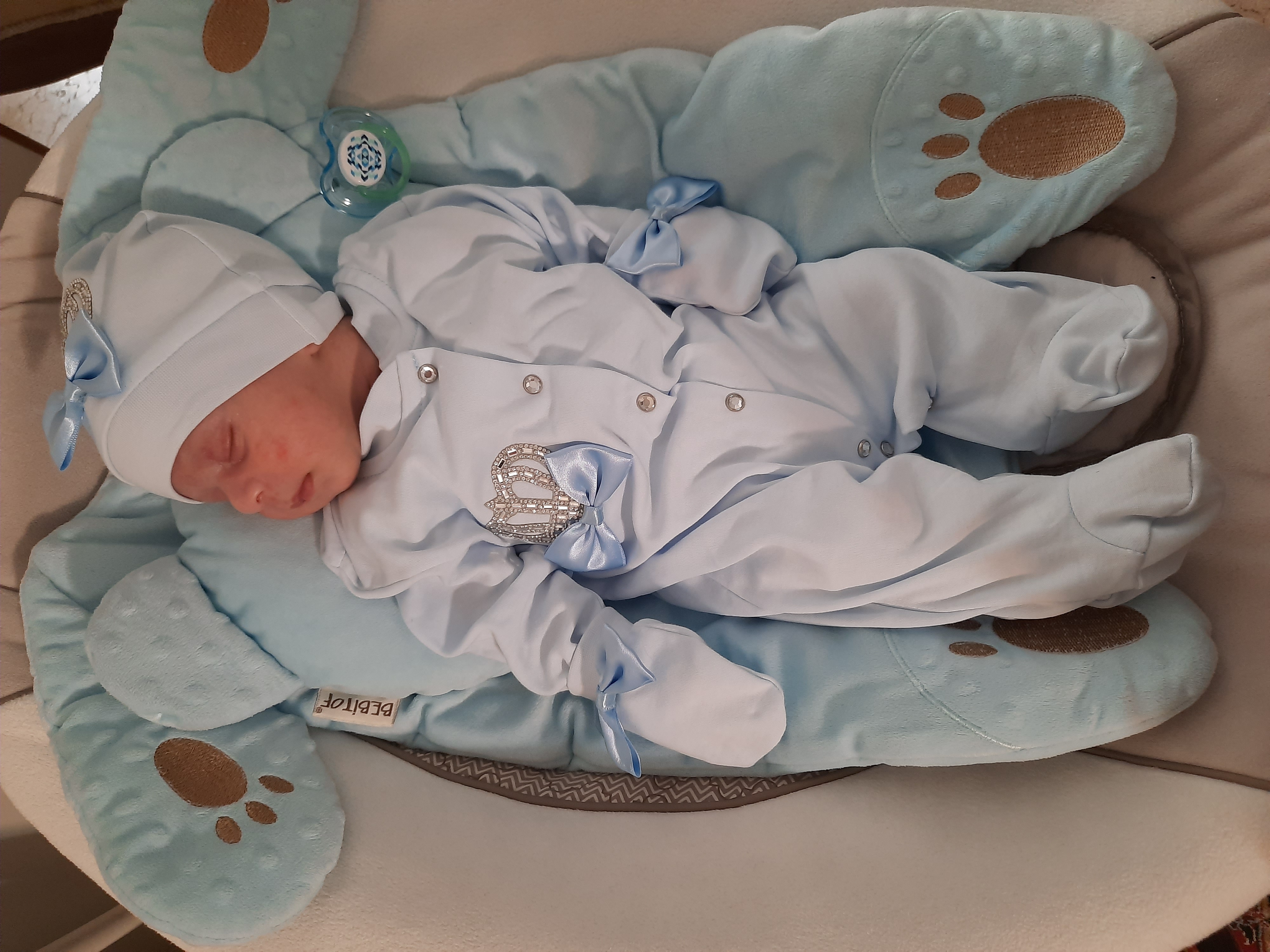 عکس محرم کودک برسام غیاثوند