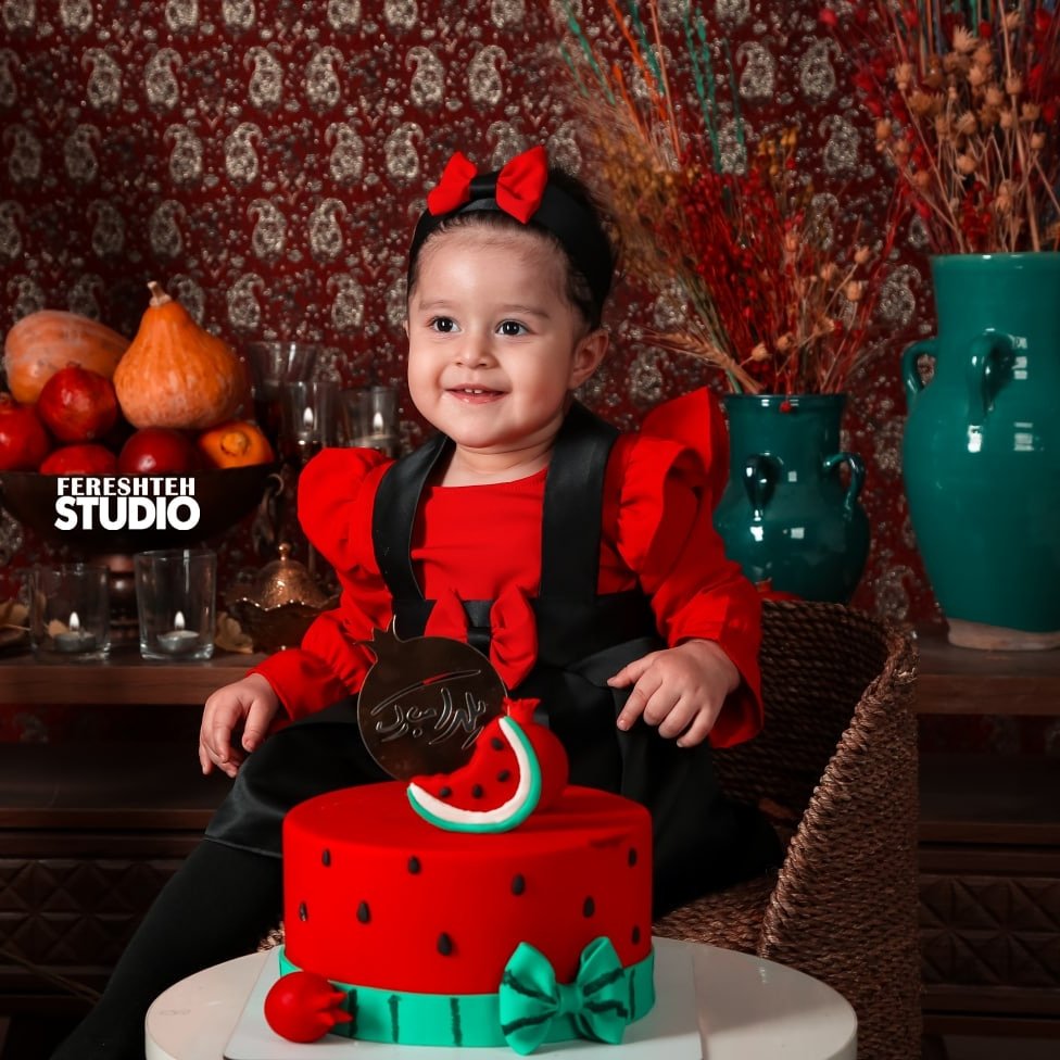 بیست و یک ماهگی کودک آنیسا مرزبان