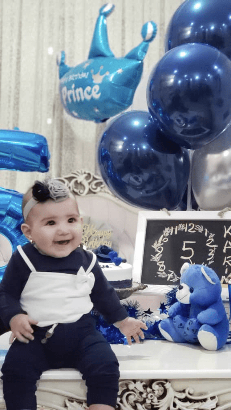 تخته سیاه سفید کارینا روشنی